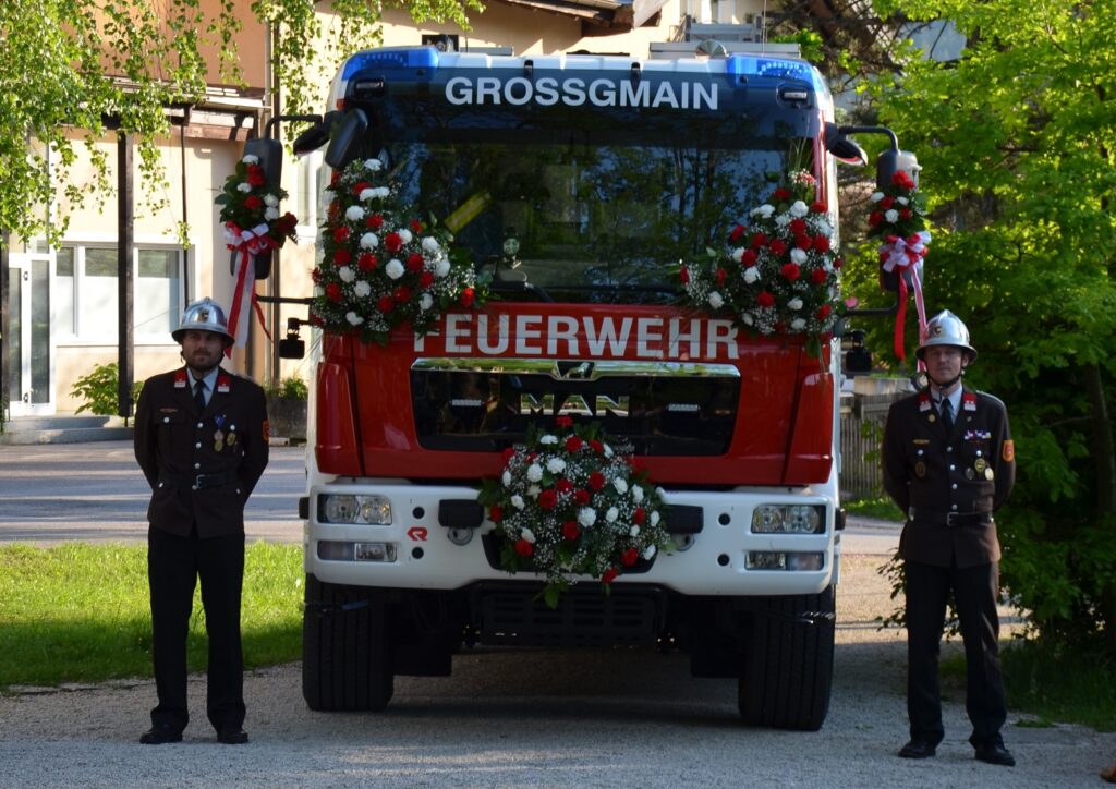 Neues LFA – Fahrzeugsegnung