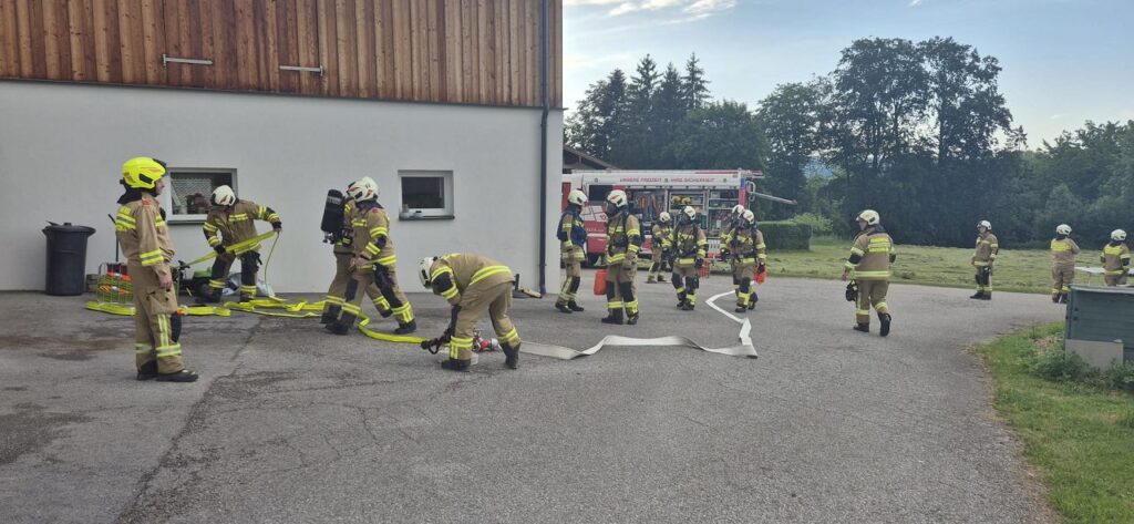 Übung: Brand Landwirtschaft / 27.05.2026 / 19.00 - 21.00 Uhr / Hinterreit